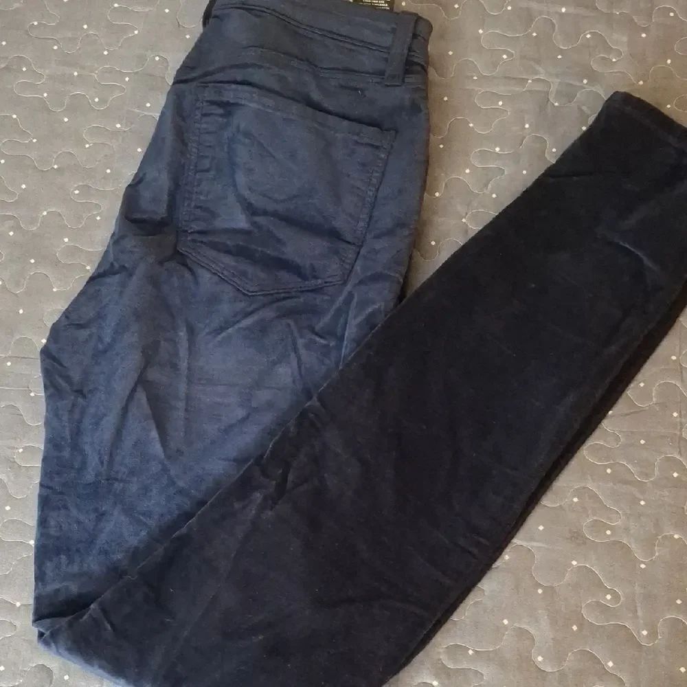 J. Brand Women's Blue Night Out pants size 26